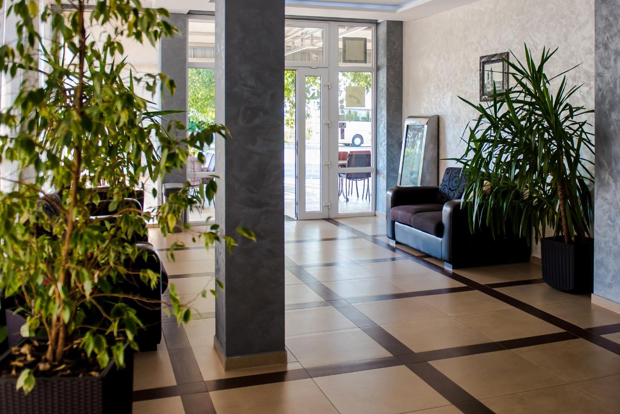 Hotel Villa Monako Međugorje Exteriör bild