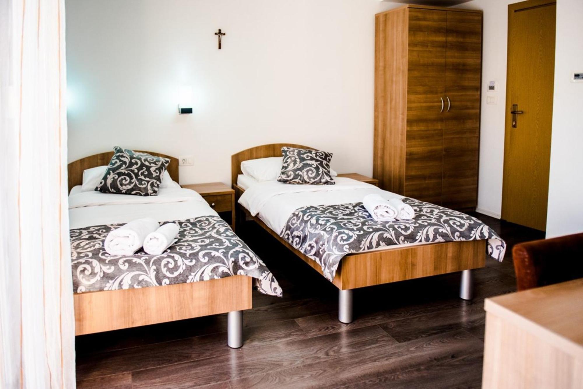 Hotel Villa Monako Međugorje Exteriör bild